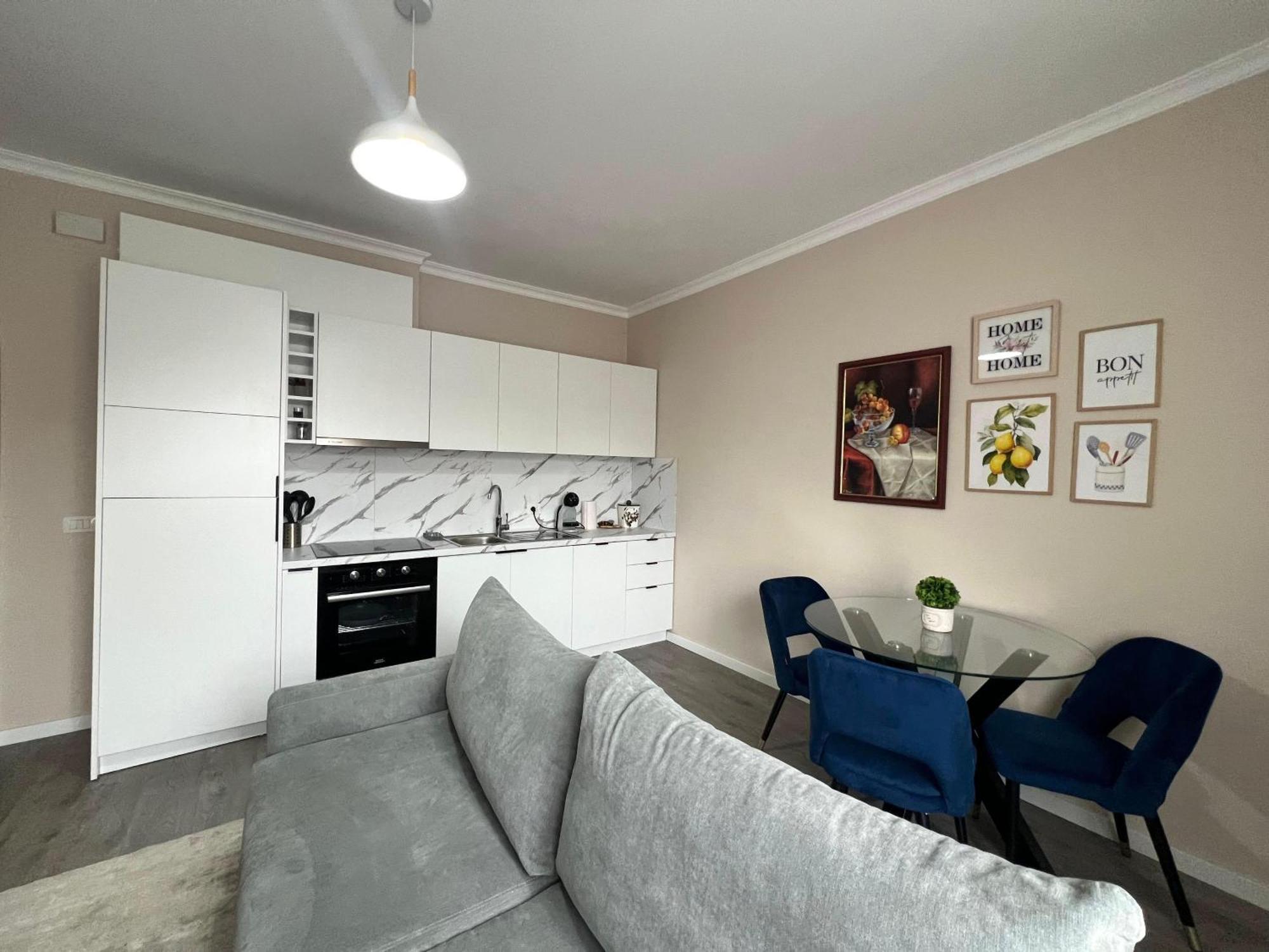 Cozy Flat Near Air Albania Stadium 1 ティラナ エクステリア 写真