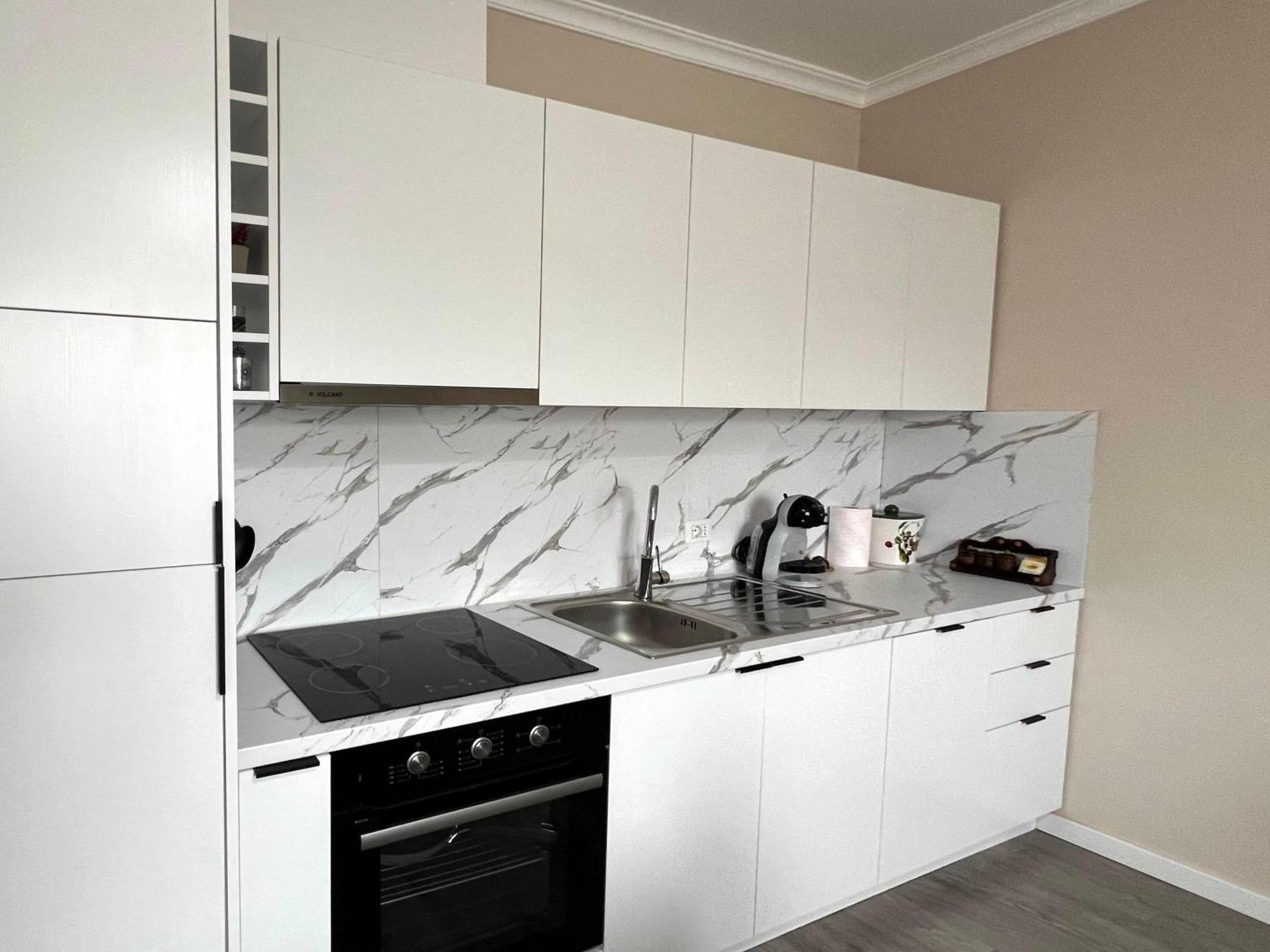 Cozy Flat Near Air Albania Stadium 1 ティラナ エクステリア 写真